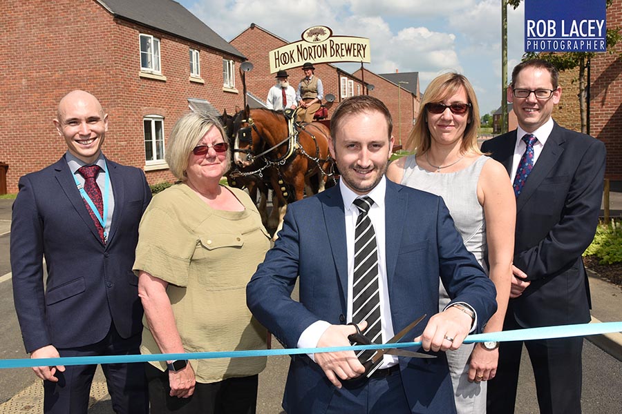 Hook Norton Stonewater ribbon cutting