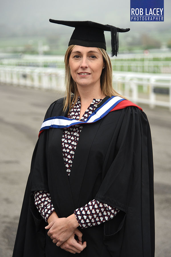 Quolux UOG Ceremony outside single MBA