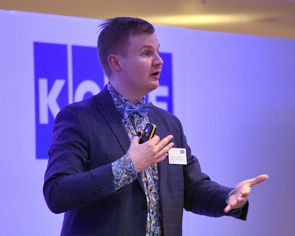 conference speaker - Twickenham Stadium